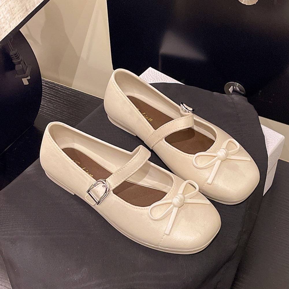 Mule Slip On - รองเท้าแตะผู้หญิงแบบผูกโบว์ประดับมุก ดีไซน์หวาน น่ารัก ใส่ได้หลากหลาย ไม่ลื่น เหมาะกับชุดฤดูร้อน