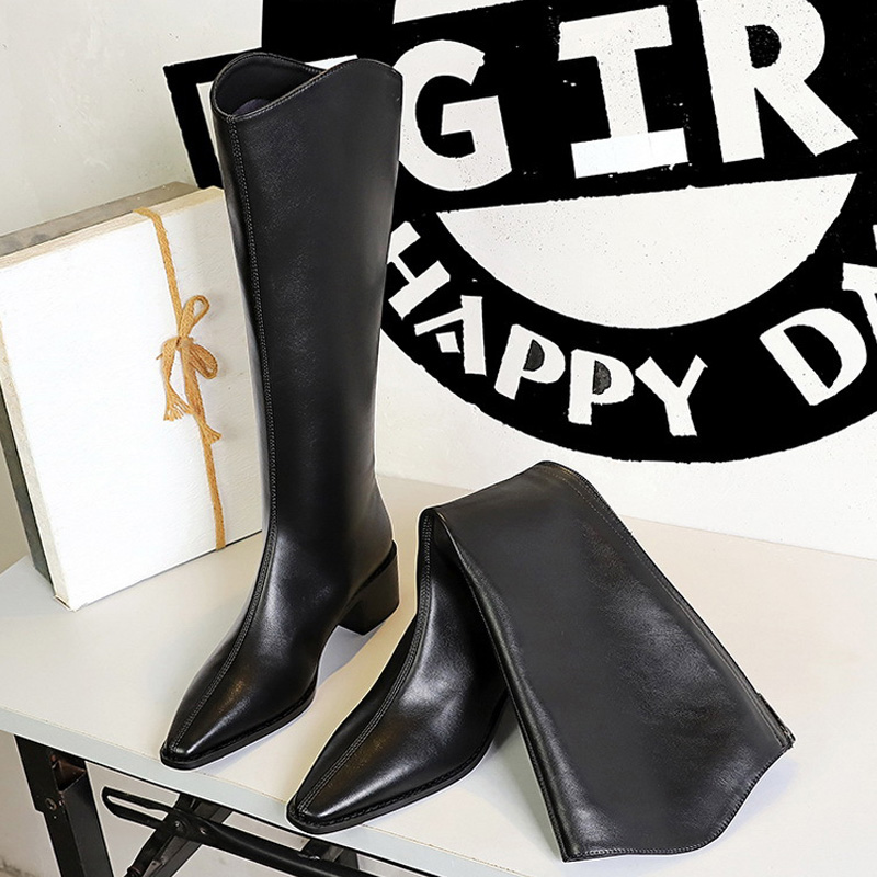 Knee High Boots Women - BIGTREE 2027 รองเท้าบูทหุ้มเข่าหัวแหลมสไตล์สตรีทใหม่ รองเท้าส้นเตี้ยสำหรับผู้หญิง รองเท้าบูทยาวสำหรับผู้หญิง Zapatos