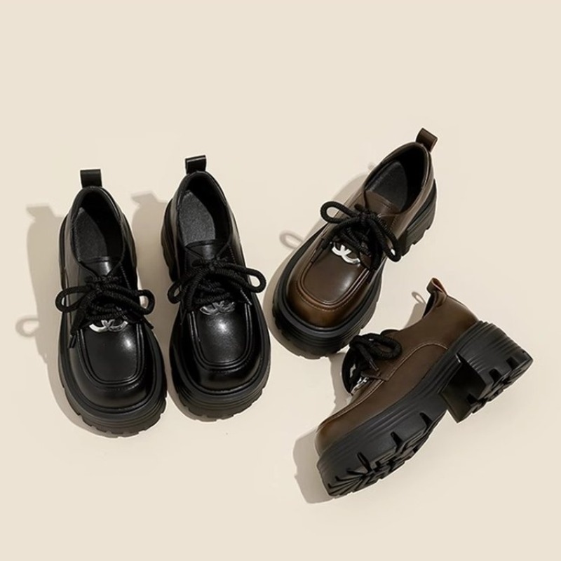 รองเท้าผู้หญิงสีขาวแบบแพลตฟอร์ - Oxford Lace Up Women บทวิจารณ์และราคา