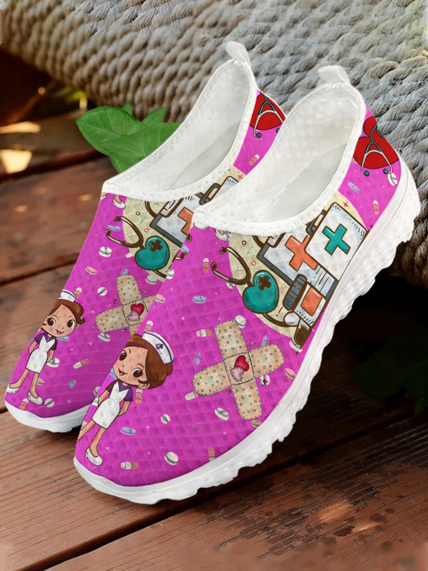รองเท้าผ้าใบตาข่ายพิมพ์ลายแพทย - Women Shoes Tennis บทวิจารณ์และราคา