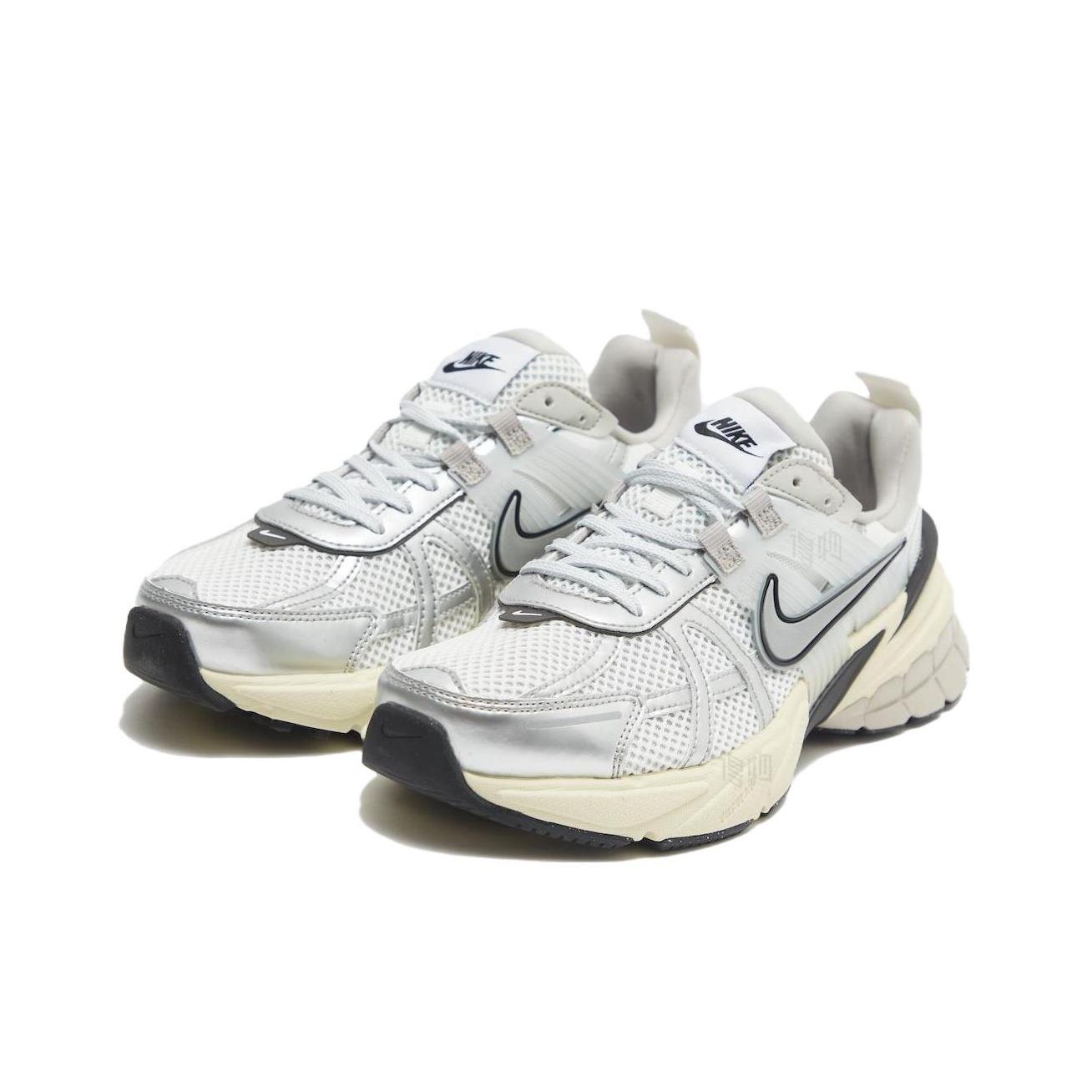 Nike V2K Run สีสันสดใส มีสไตล์ - Women Shoes Running Nike บทวิจารณ์และราคา