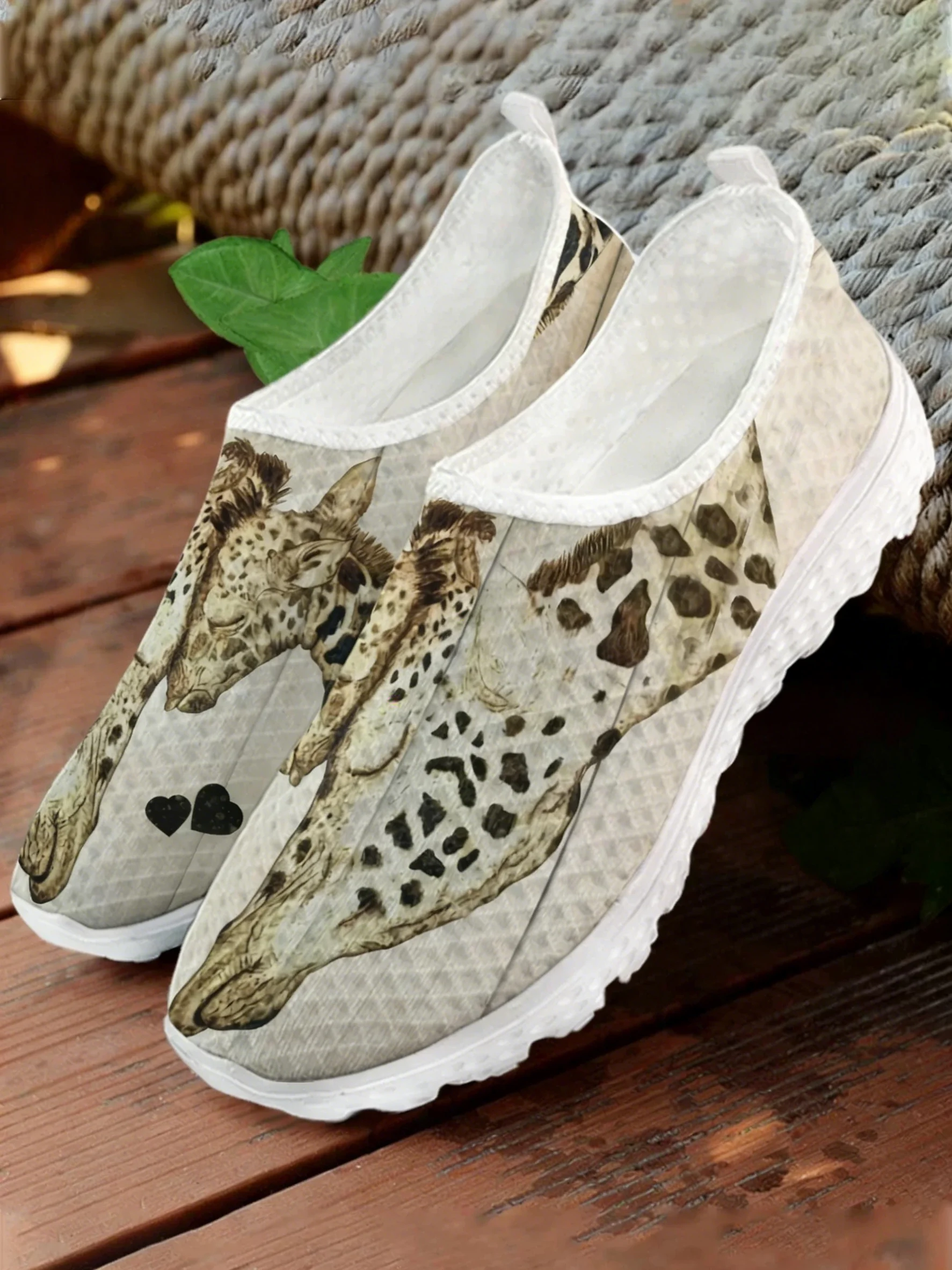 รองเท้าผ้าใบตาข่ายลายยีราฟการ์ - Women Shoes Tennis บทวิจารณ์และราคา